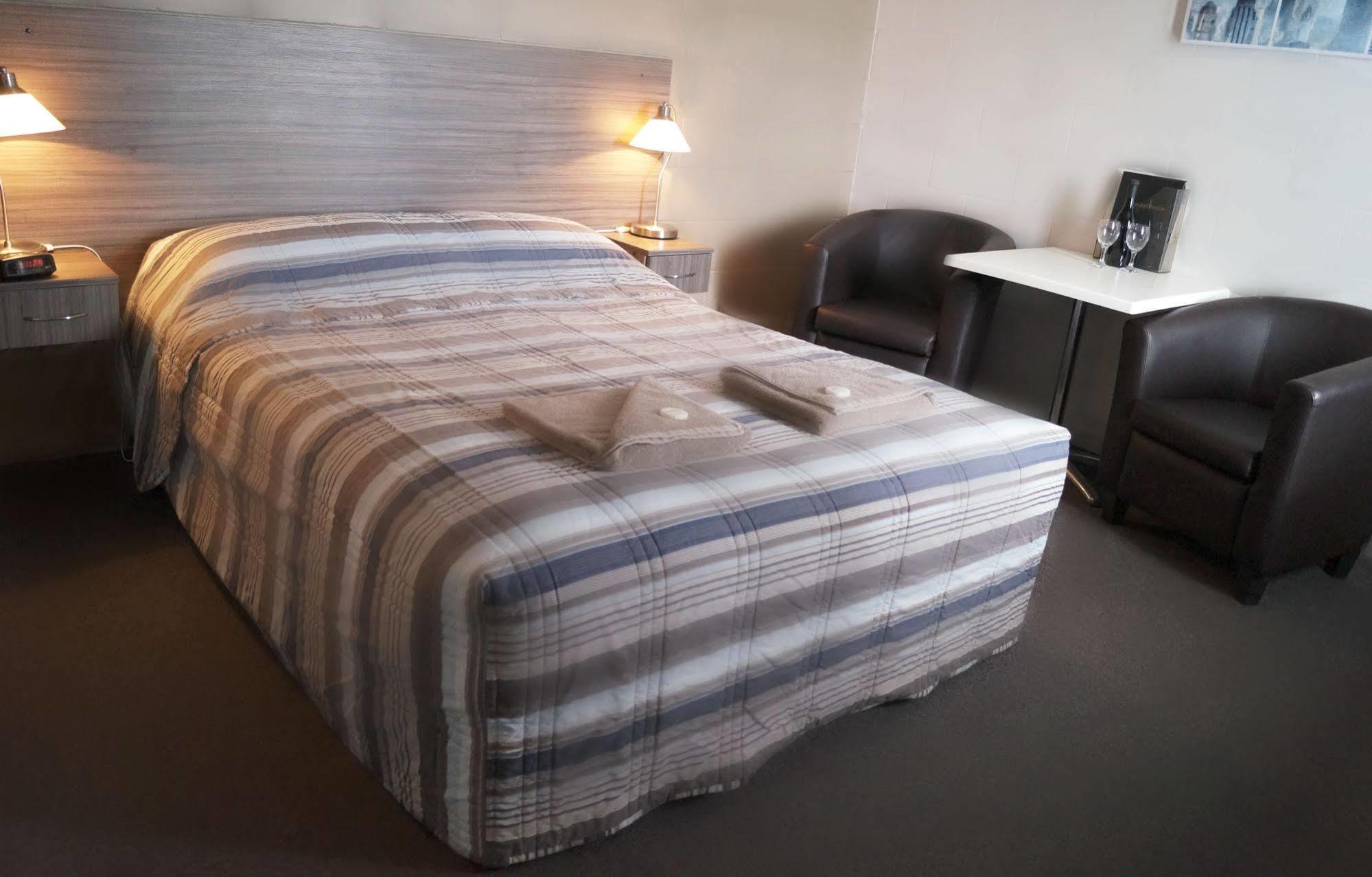 Motel Riverbend Tailem Bend Eksteriør bilde